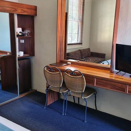 Seaton Arms Motor Inn Олбери Экстерьер фото