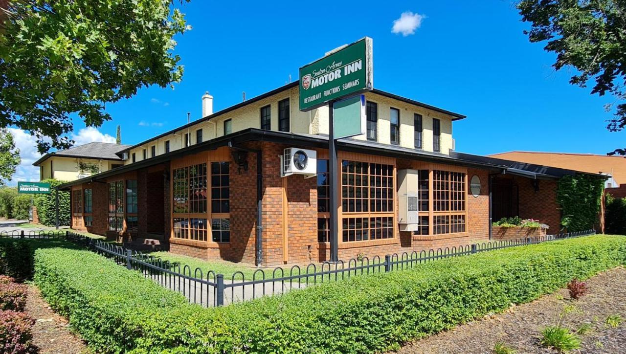 Seaton Arms Motor Inn Олбери Экстерьер фото