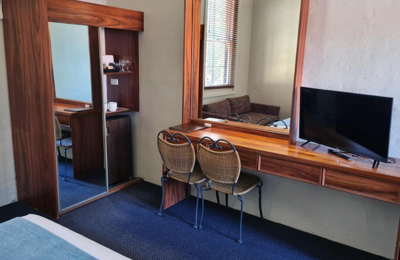 Seaton Arms Motor Inn Олбери Экстерьер фото