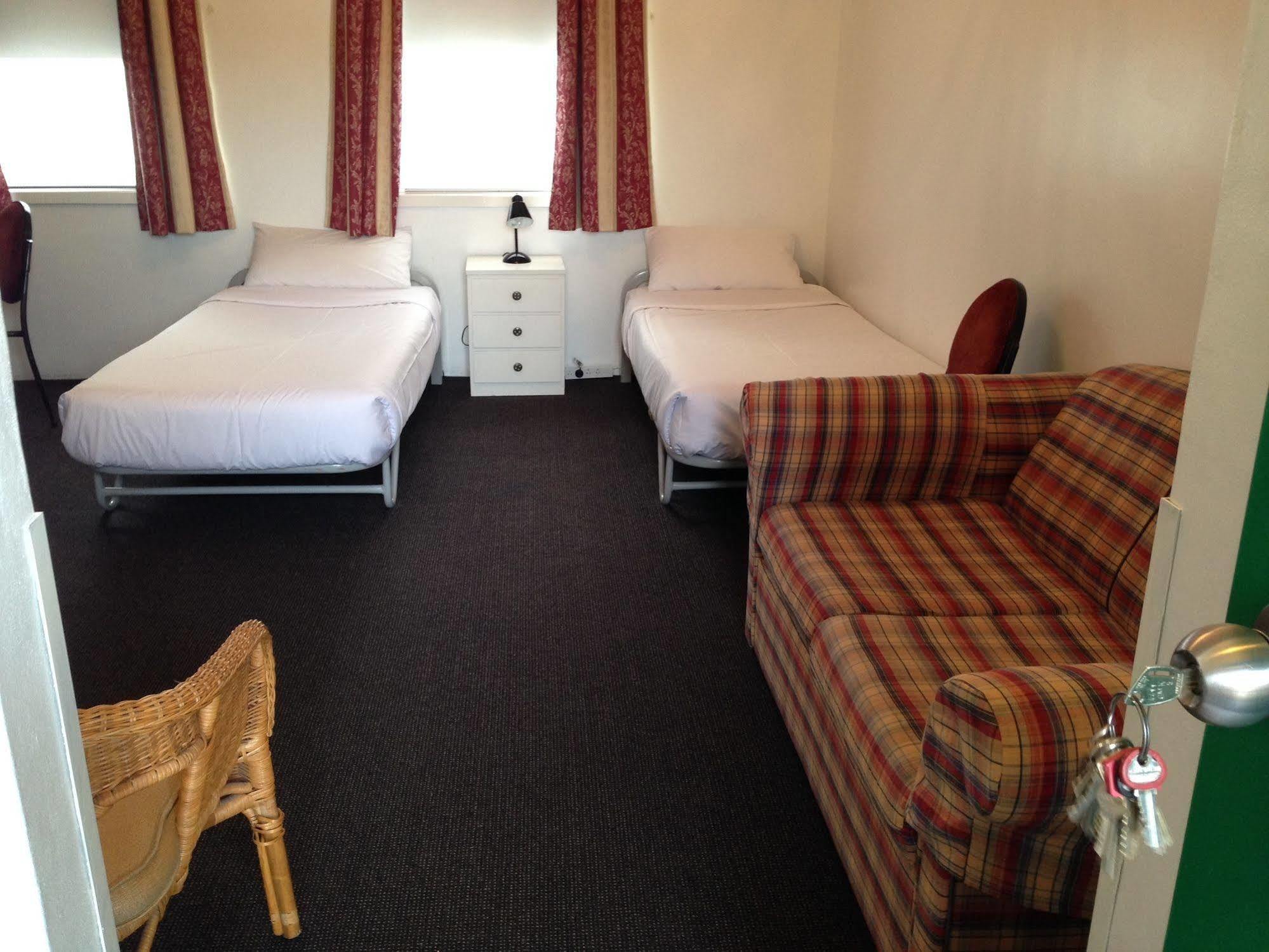 Seaton Arms Motor Inn Олбери Экстерьер фото